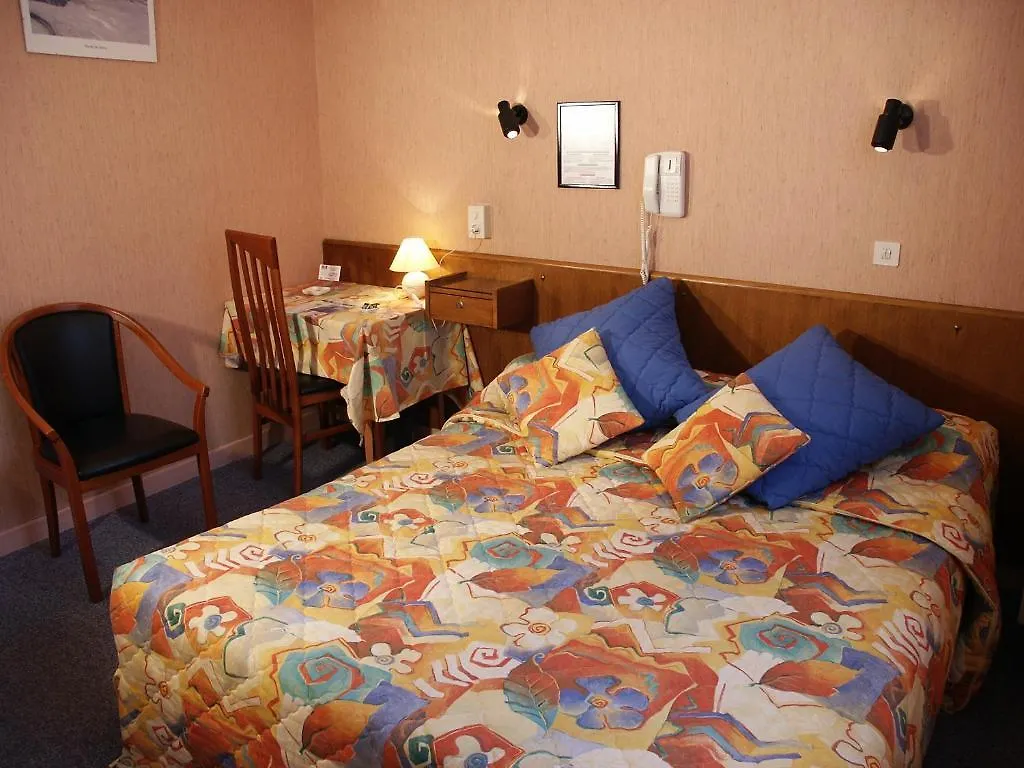 Hotel Le Charlet à La Bourboule 3*,